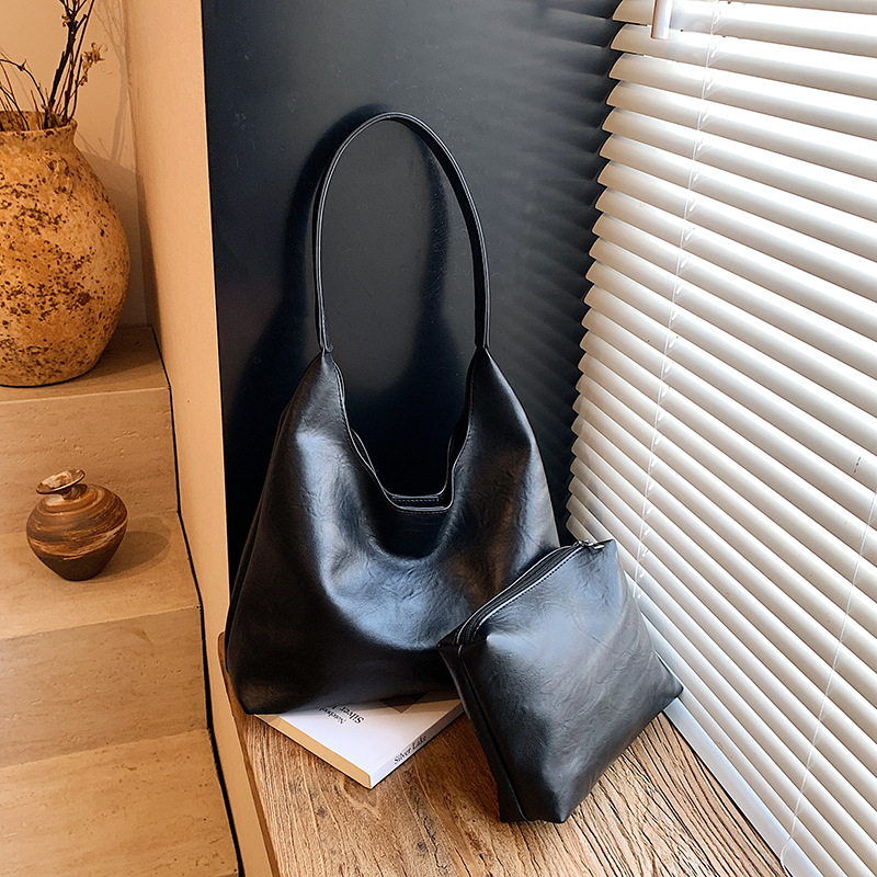 Travel Accessories Tech - Ретро-стильная большая женская сумка-тоут на плечо